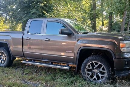 GMC Sierra