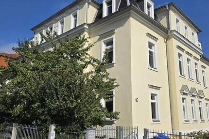 großzügig ,helle 4-Zimmerwohnung in ruhiger Nebenstraße zu vermieten 4 zimmer