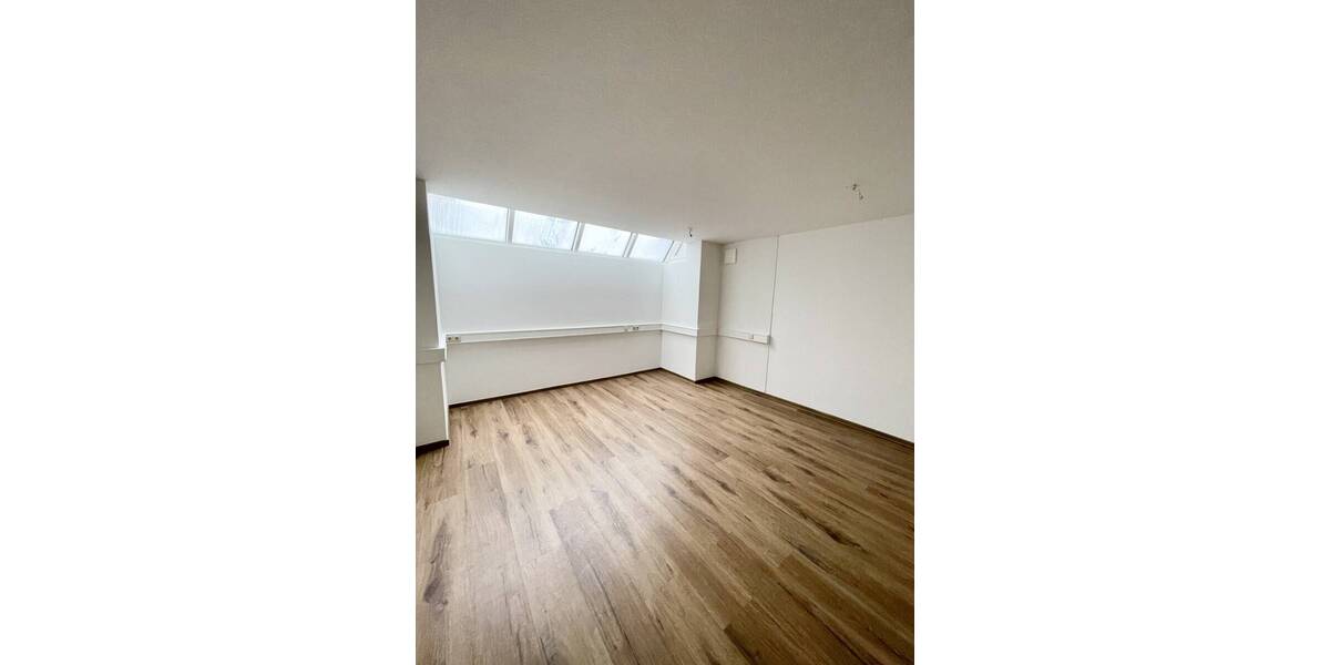 Etagenwohnung Dresden Gohlis - 3 Zimmer, 87 m&sup2;, 229.000&euro; | Angebot:26160593