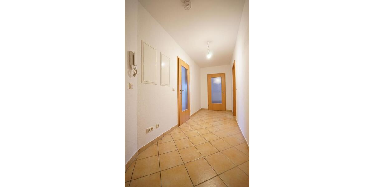 ** 1 Monat KALTMIETFREI** Geräumige 2-Raum Wohnung im Innenhof mit Balkon 2 zimmer