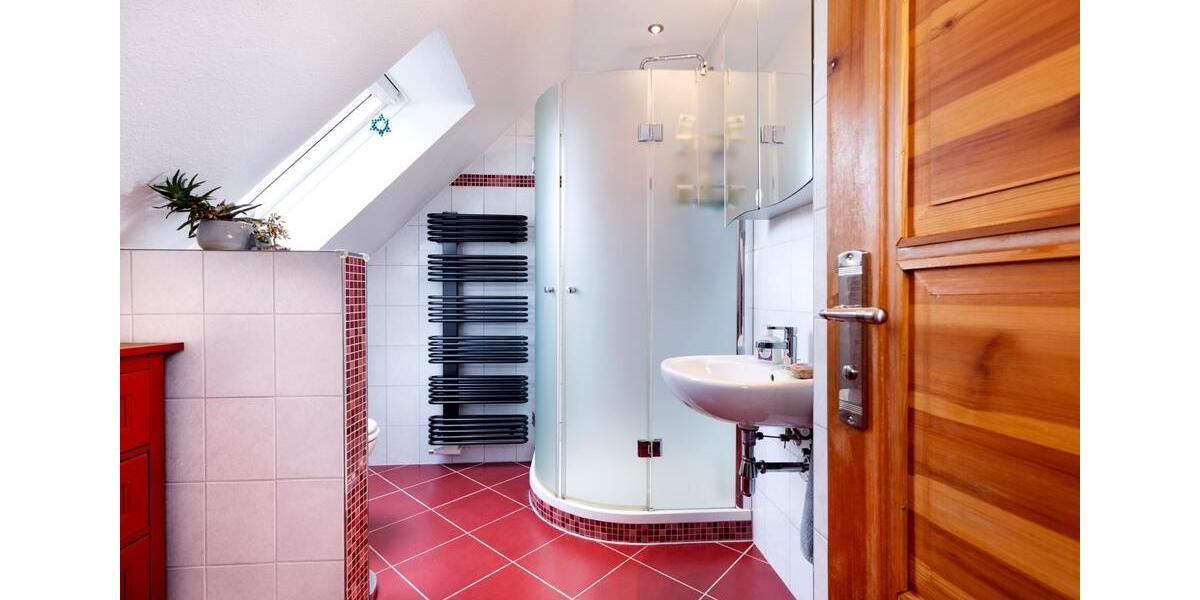 Einfamilienhaus Dresden Loschwitz - 9 Zimmer, 160 m&sup2;, 790.000&euro; | Angebot:26354160