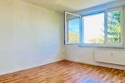 Wohnung Freital Zauckerode - 1 Zimmer, 25 m&sup2;, 180&euro; | Angebot:26595556