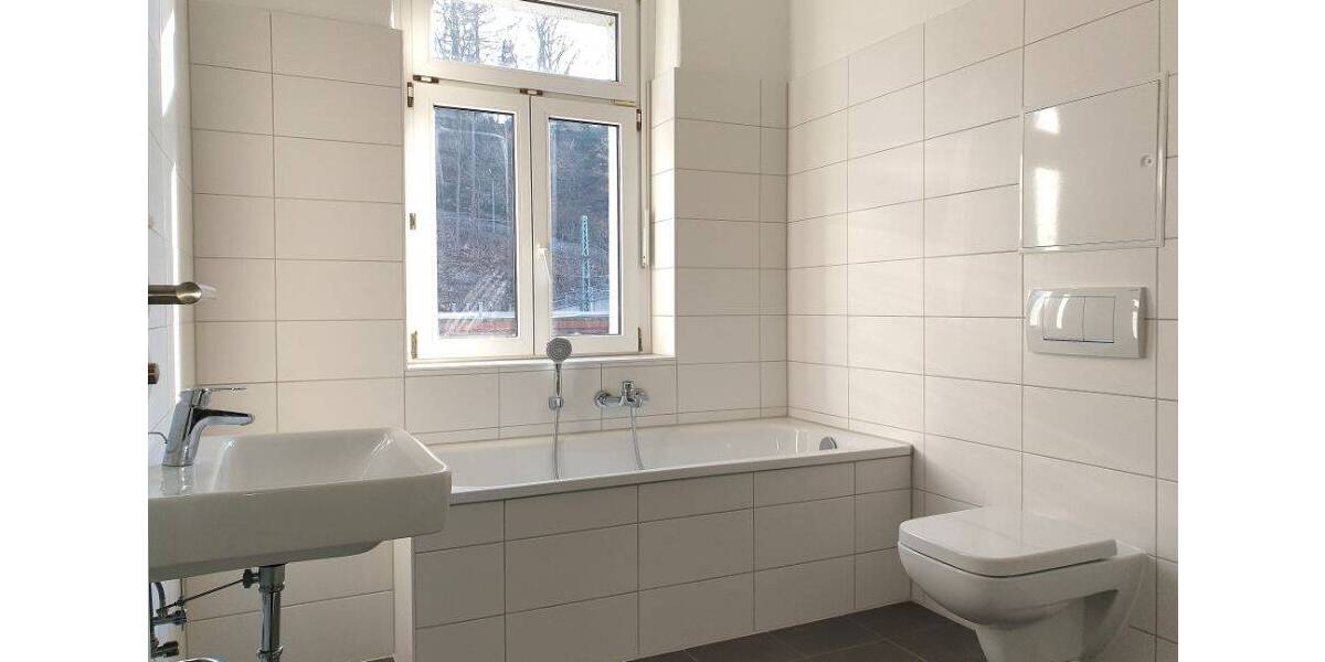 Etagenwohnung Meißen Triebischvorstadt - 2 Zimmer, 70 m&sup2;, 430&euro; | Angebot:25780979