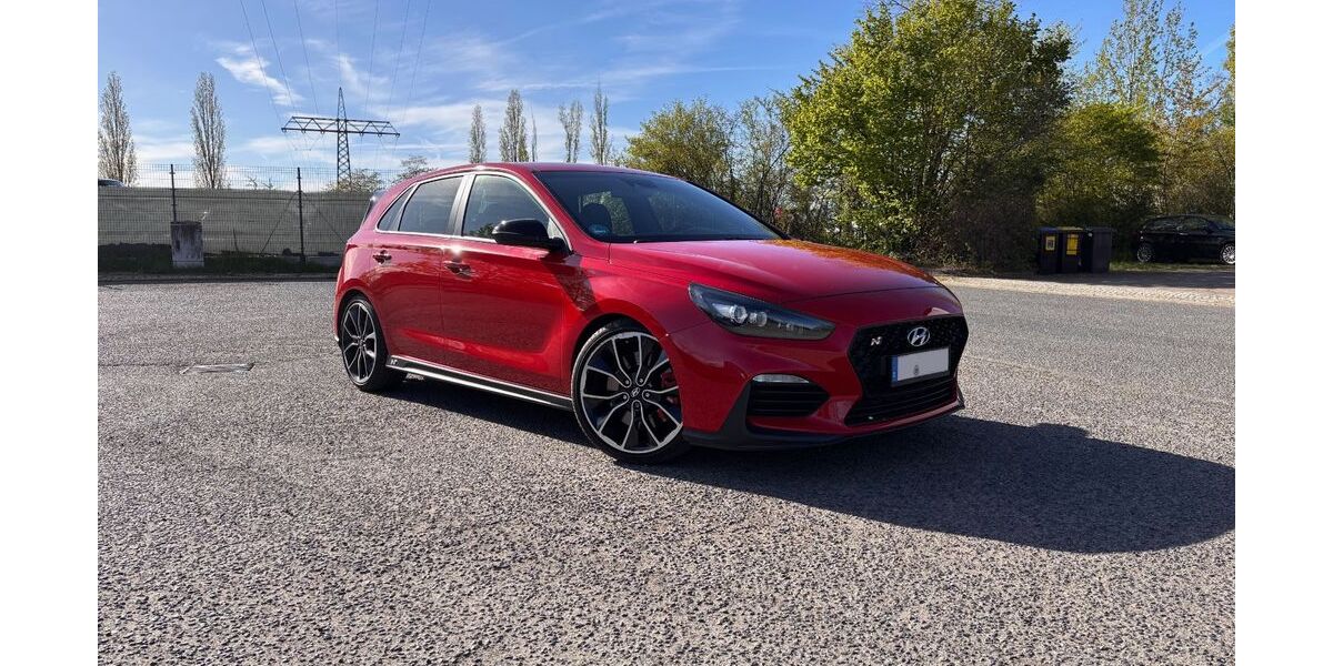Hyundai i30 40.658 km 22.200 &euro; Dresden 01237