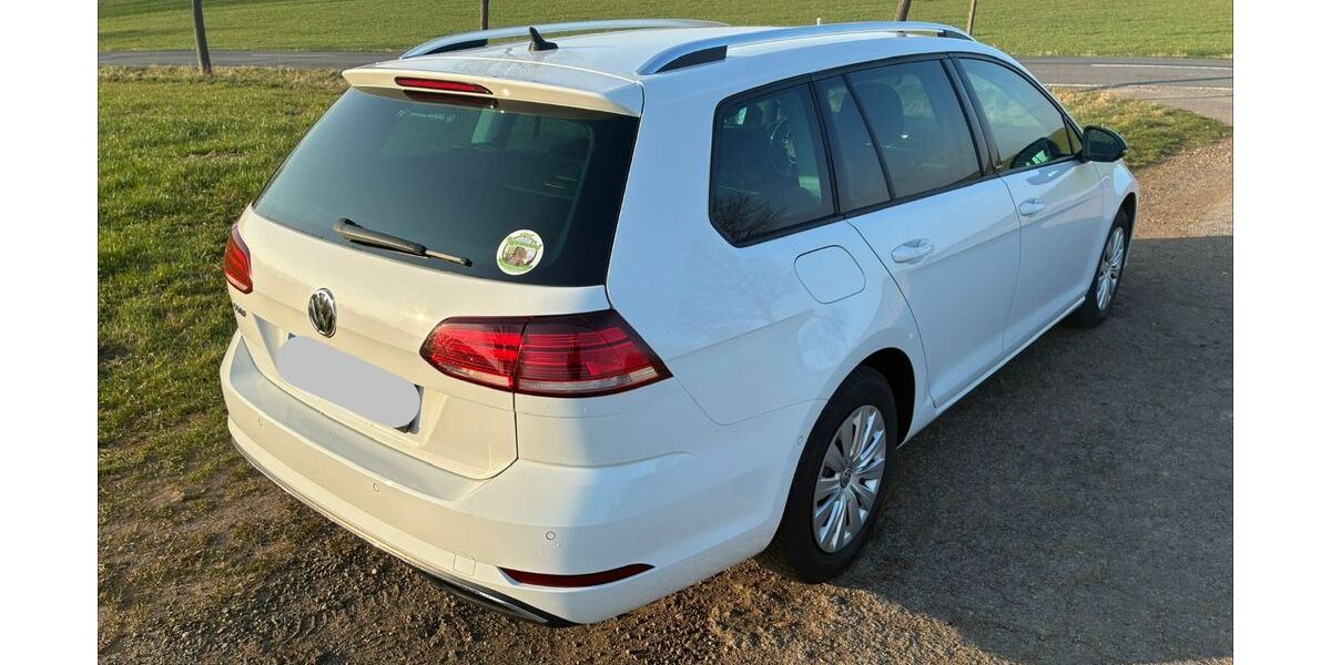 VW Golf 77.500 km 14.900 &euro; Klingenberg 01774