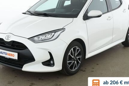 Toyota Yaris 65.819 km 14.990 &euro; Dresden 01187