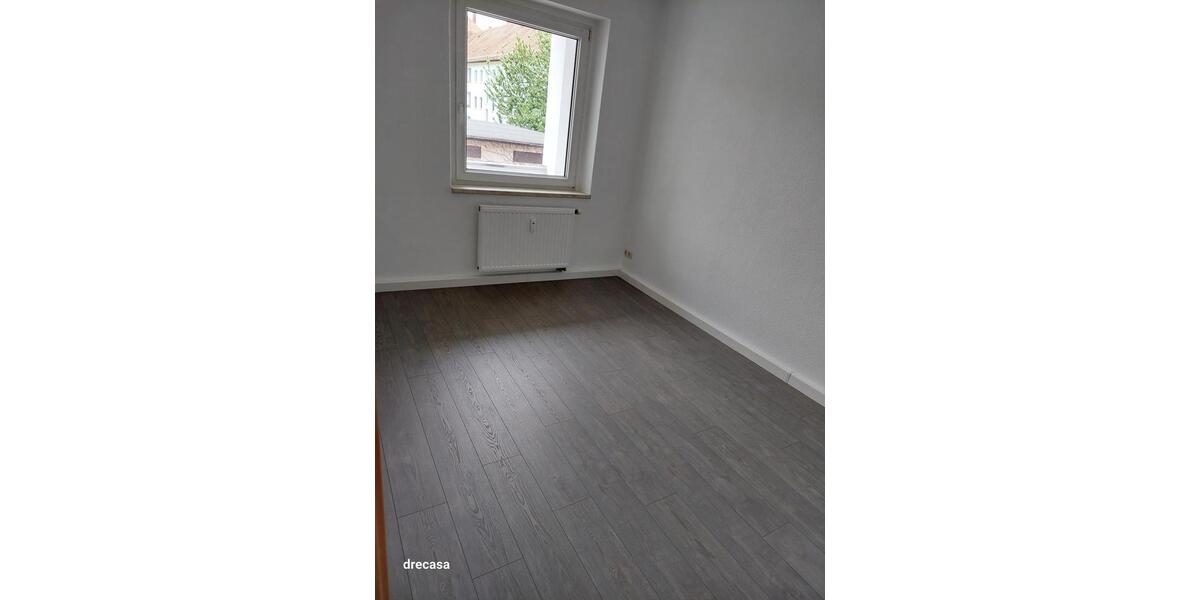 Etagenwohnung Dresden Cotta - 3 Zimmer, 70 m&sup2;, 610&euro; | Angebot:26351160