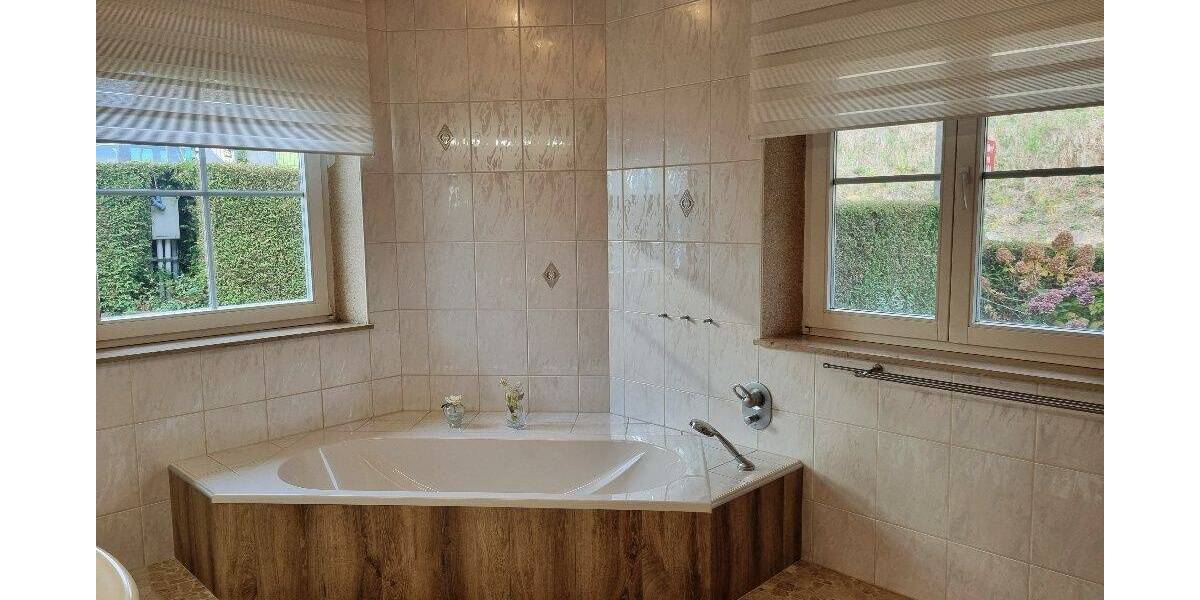 Mehrfamilienhaus, Wohnhaus Klipphausen Miltitz - 8 Zimmer, 284 m&sup2;, 690.000&euro; | Angebot:25800615