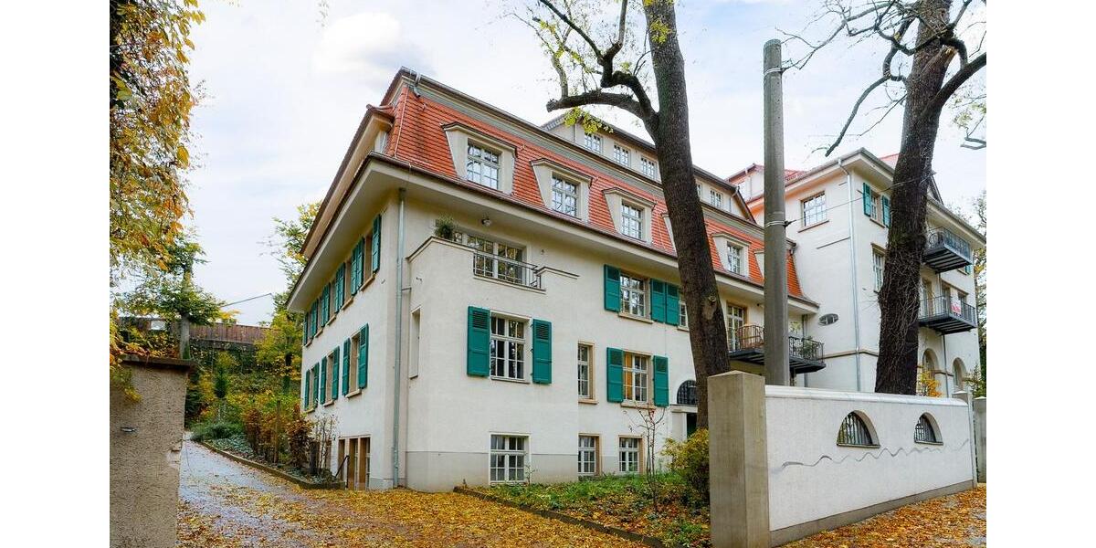 Wohntraum im Erstbezug. 216qm-Etagenwohnung im denkmalgeschützten Lahmann-Sanatorium. 6 zimmer