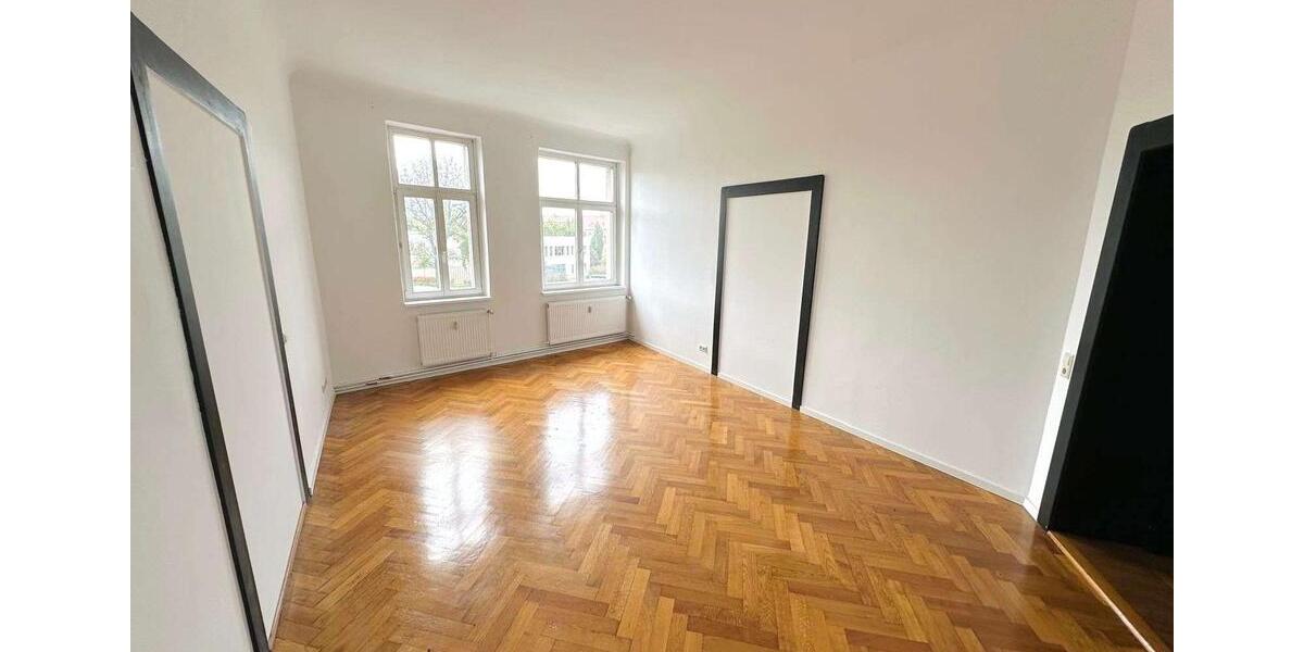 Etagenwohnung Dresden Prohlis - 4 Zimmer, 147 m&sup2;, 1.699&euro; | Angebot:24212646