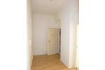 Freundliche 2-Zimmer-Wohnung mit neuem Laminatboden 