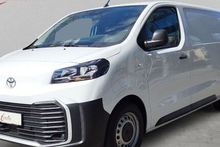 Toyota Proace (Verso) 2.000 km 35.990 &euro; Pirna 01796