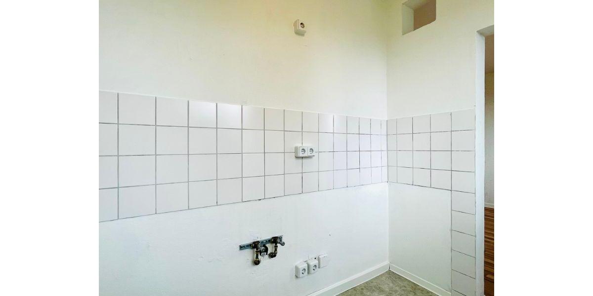 Dachgeschoßwohnung Freital - 1 Zimmer, 25 m&sup2;, 171&euro; | Angebot:25996036