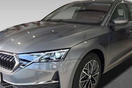 Skoda Octavia 32.597 km 31.990 &euro; Dresden 01067