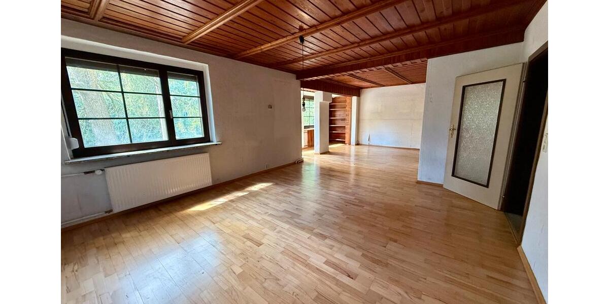Einfamilienhaus Dresden Klotzsche - 7 Zimmer, 180 m&sup2;, 415.000&euro; | Angebot:27042838