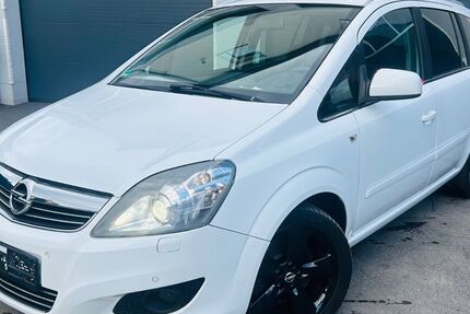 Opel Zafira 152.000 km 5.999 &euro; Dresden 01127