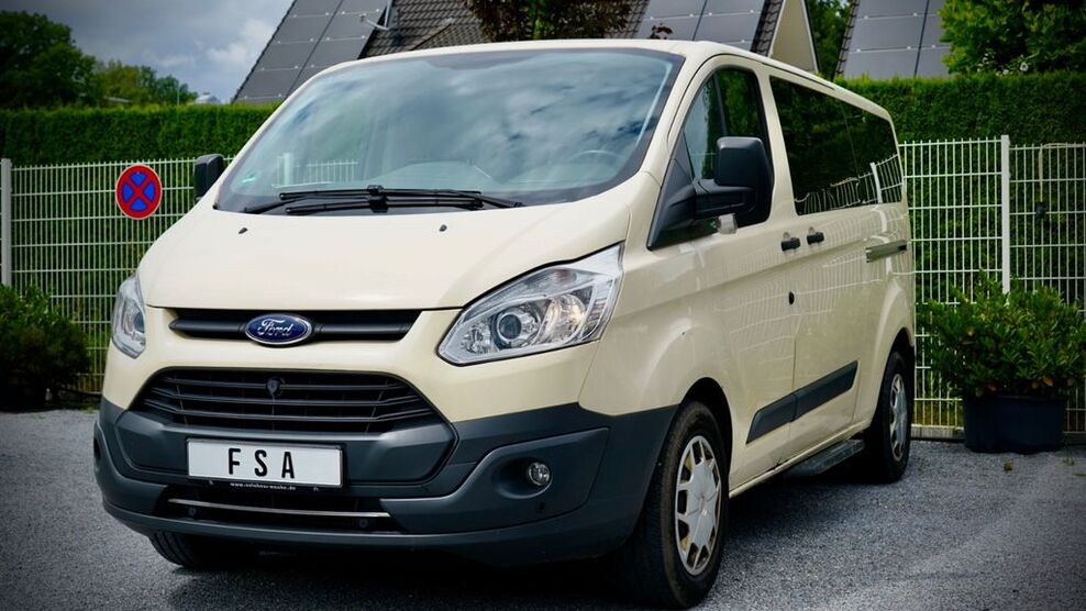Ford Tourneo Custom 262.500 km 13.999 € Dresden 01259