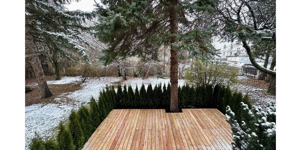 Bezugsfreie, hochwertig modernisierte 3-Raumwohnung mit Terrasse im eigenen Garten in Dresden-Cotta 3 zimmer