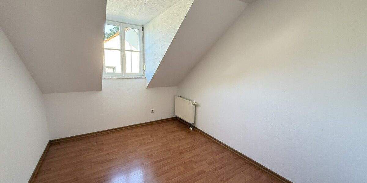Etagenwohnung Moritzburg Boxdorf - 3 Zimmer, 80 m&sup2;, 249.000&euro; | Angebot:25726961
