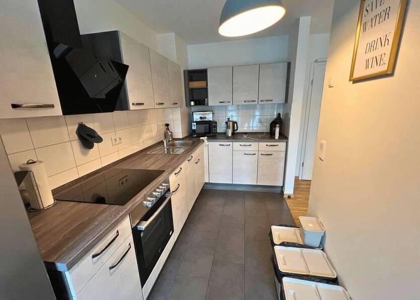 neuwertige Wohnung in direkter Zentrumslage