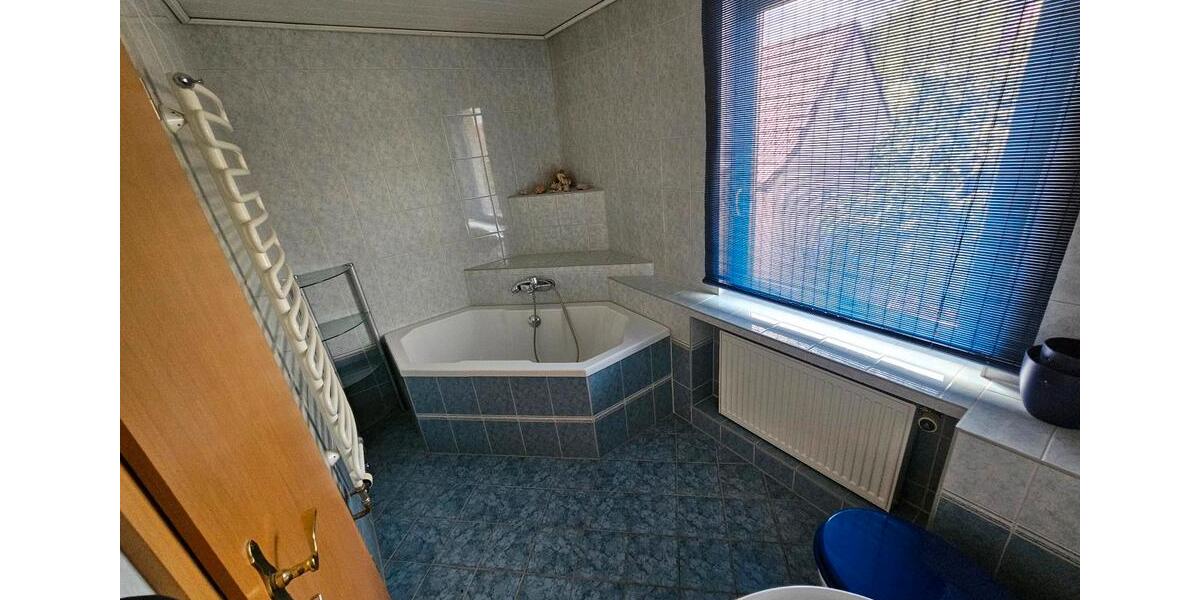 Doppelhaushälfte Freital - 6 Zimmer, 140 m&sup2;, 310.000&euro; | Angebot:27113705