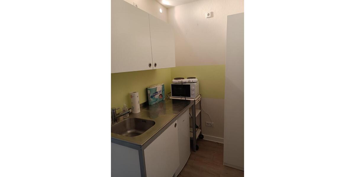 Etagenwohnung Dresden Prohlis - 1 Zimmer, 20 m&sup2;, 300&euro; | Angebot:25749743