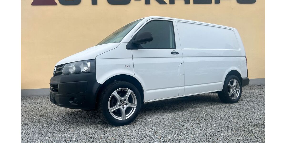 VW T5 Transporter 220.000 km 8.750 &euro; Dresden 01109