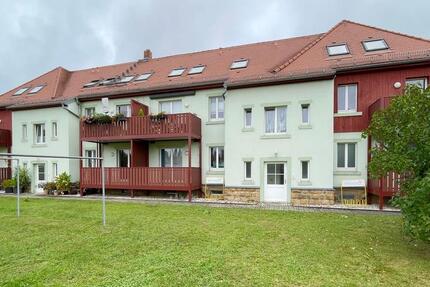 Radebeul: Frisch renoviert - über zwei Etagen! 2 zimmer