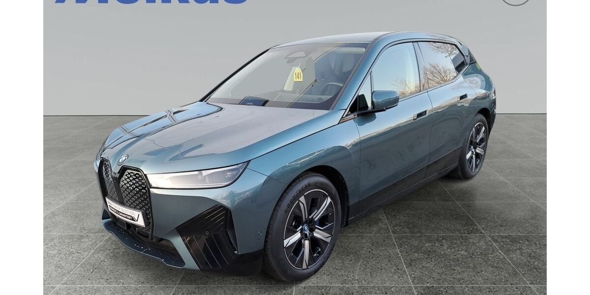 BMW iX 28.400 km 40.870 &euro; Dresden 01067