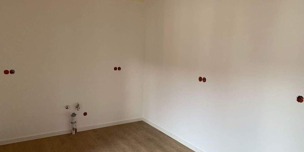 Etagenwohnung Dresden Äußere Neustadt - 3 Zimmer, 94 m&sup2;, 1.500&euro; | Angebot:25818456