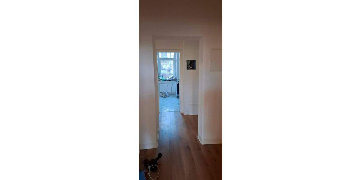 2-Raum-Wohnung mit Balkon, ruhige Seitenstraße, zentral gelegen 2 zimmer