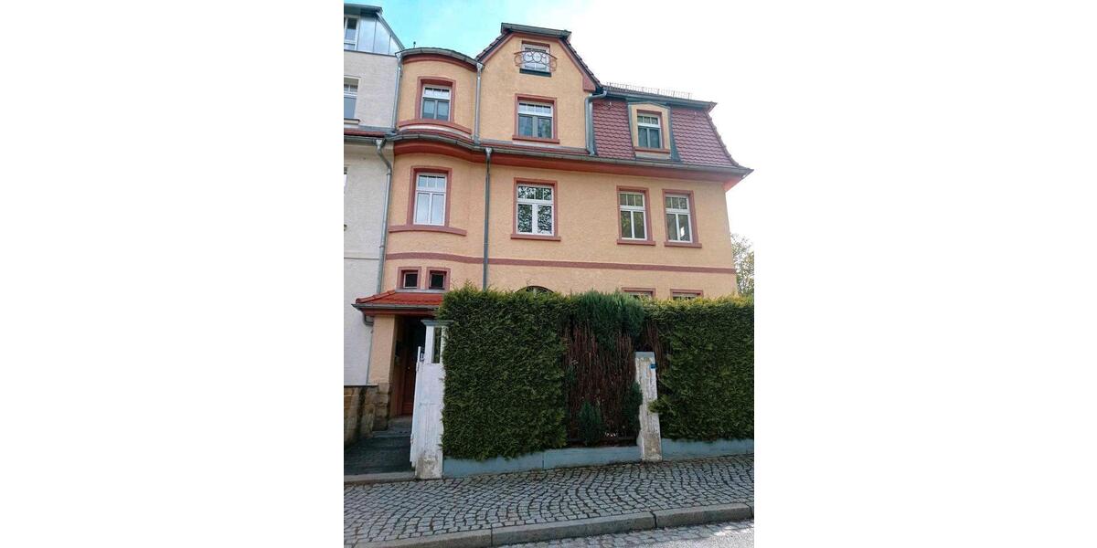 Etagenwohnung Großröhrsdorf - 4.5 Zimmer, 96 m&sup2;, 892&euro; | Angebot:26465301