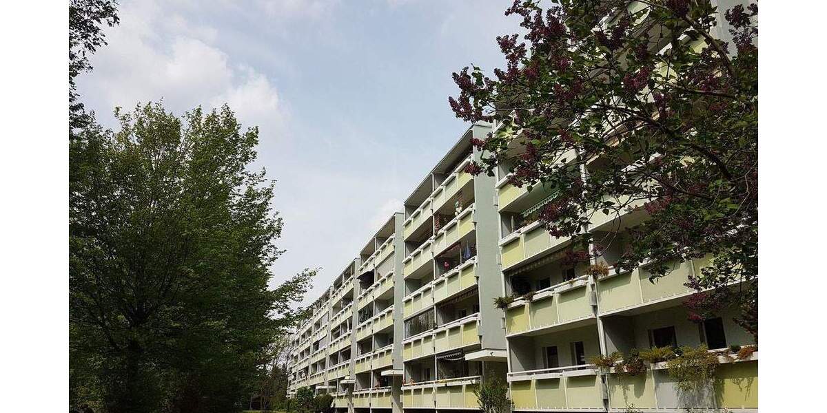 Etagenwohnung Dresden Strehlen - 3 Zimmer, 64 m&sup2;, 450&euro; | Angebot:25299702