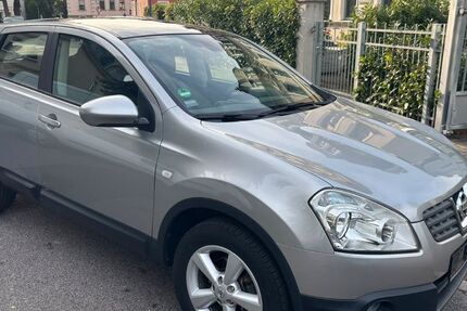 Nissan Qashqai 127.000 km 5.999 &euro; Dresden 01139