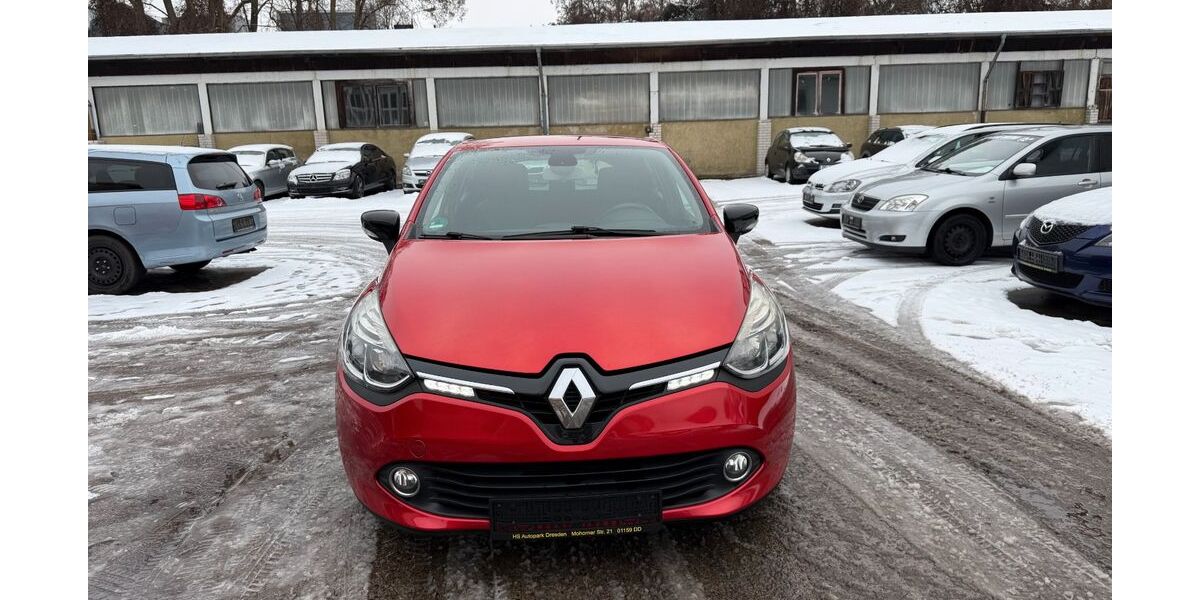Renault Clio 148.224 km 4.900 &euro; Dresden 01159