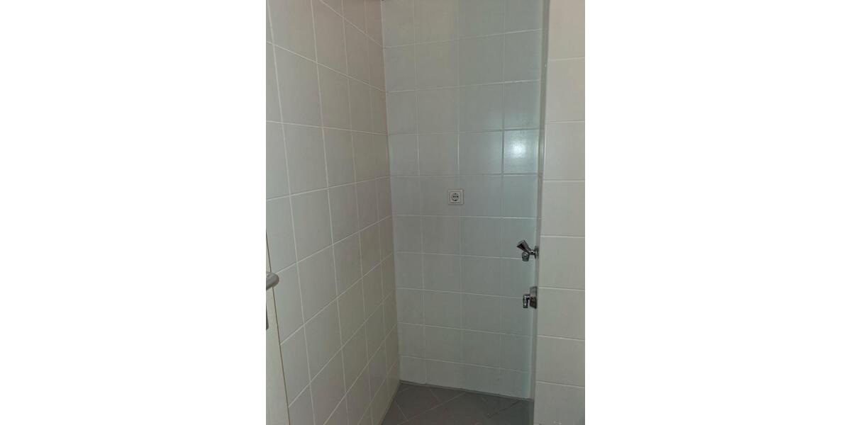 Dachgeschoßwohnung Meißen - 2 Zimmer, 64 m&sup2;, 500&euro; | Angebot:26424149
