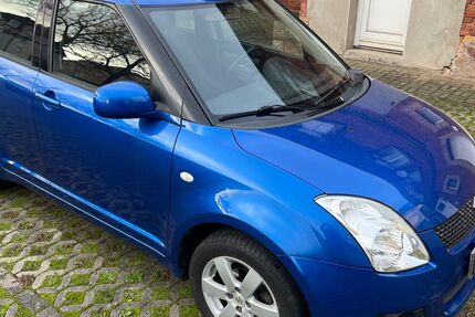 Suzuki Swift 84.274 km 5.555 &euro; Dresden 01139