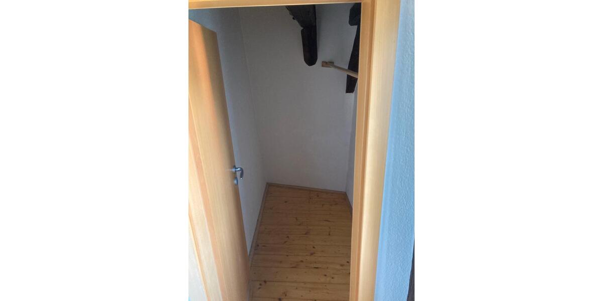 Dachgeschoßwohnung Pirna - 1 Zimmer, 51 m&sup2;, 342&euro; | Angebot:25824203