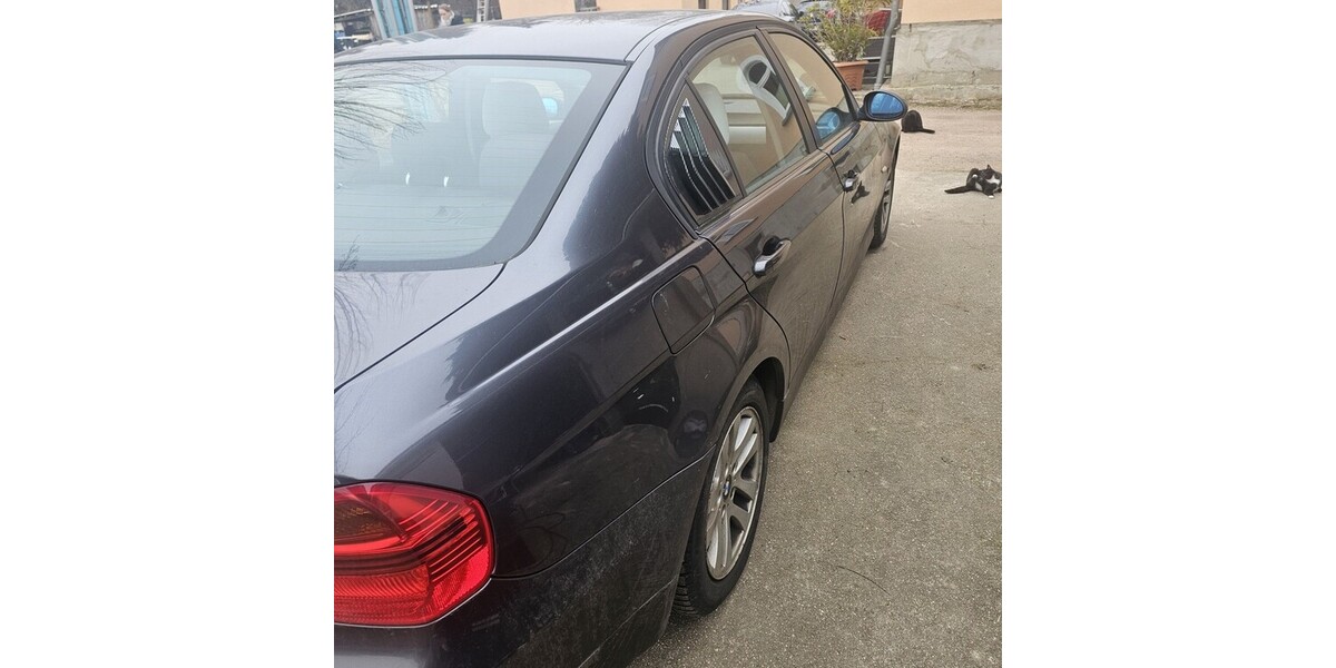 BMW E90 205.000 km 3.000 &euro; Coswig 01640