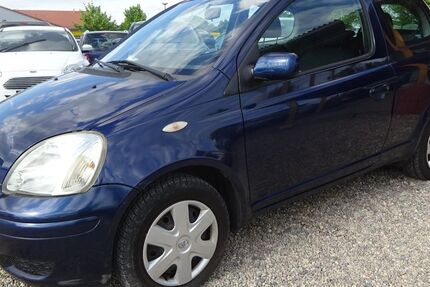 Toyota Yaris 131.413 km 900 € Dresden 01219