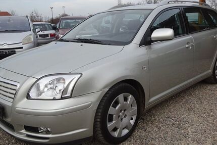 Toyota Avensis 60.495 km 3.000 &euro; Dresden 01219