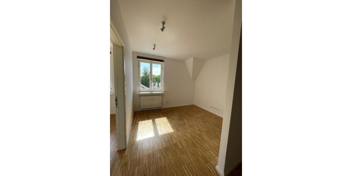 Gewerbeobjekt Dresden Klotzsche - 2.500&euro; | Angebot:25856753