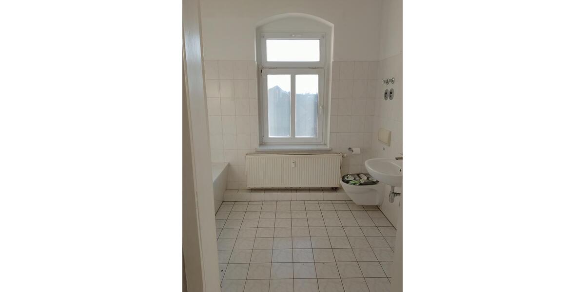 Etagenwohnung Radebeul - 4 Zimmer, 122 m&sup2;, 1.400&euro; | Angebot:25790617