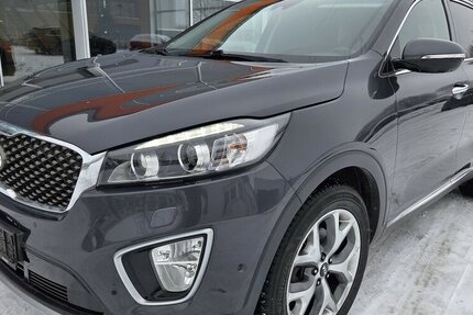Kia Sorento Platinum Edition 4WD 81.116 km 16.550 &euro; Wilsdruff 01723