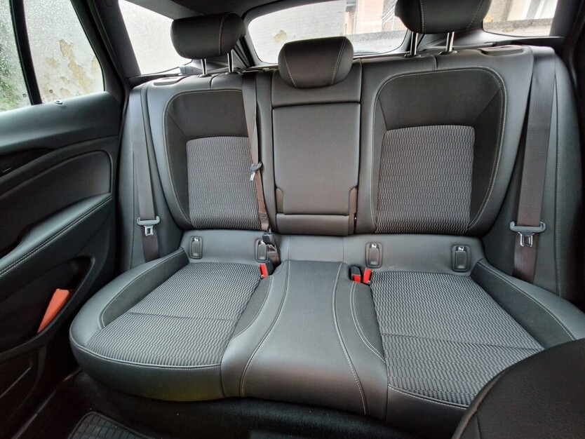 Opel Insignia B ST