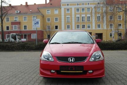 Honda Civic 135.047 km 1.999 € Dresden 01237