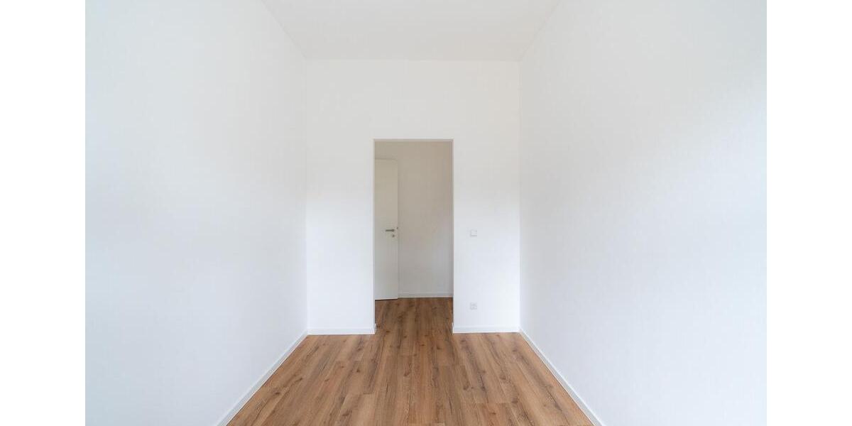 Etagenwohnung Dresden Loschwitz - 6 Zimmer, 216 m&sup2;, 2.700&euro; | Angebot:23432214