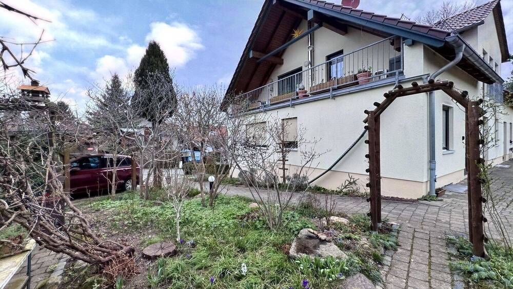 Mehrfamilienhaus, Wohnhaus Dresden Weißig - 9 Zimmer, 280 m&sup2;, 650.000&euro; | Angebot:26108539