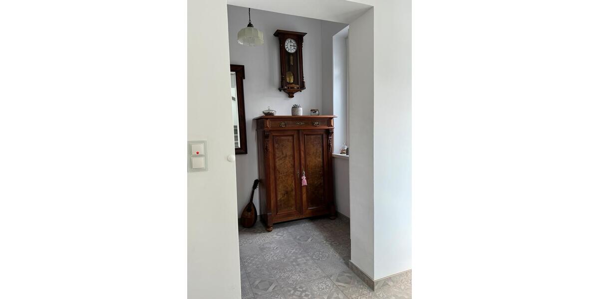 Doppelhaushälfte Königsbrück - 3 Zimmer, 90 m&sup2;, 2.000&euro; | Angebot:23501280