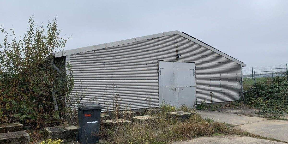 Großzügige Halle - ideal als Lagerfläche in Sora bei Klipphausen! zimmer